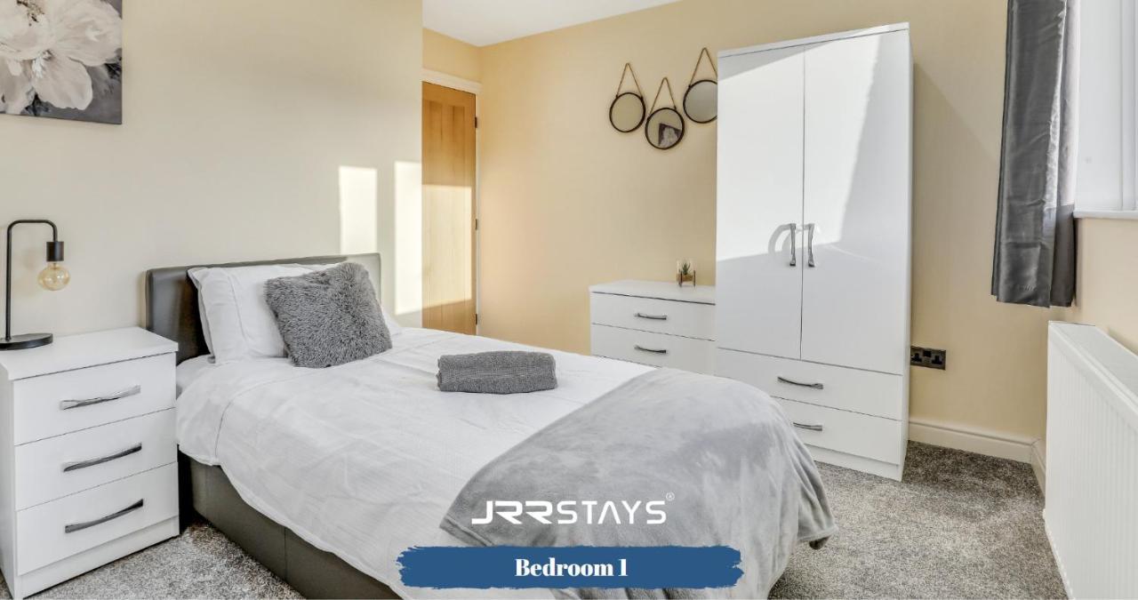 Cockermouth - 3 Bedroom, Sleeps 10 Garden - Jrr Stays Екстер'єр фото