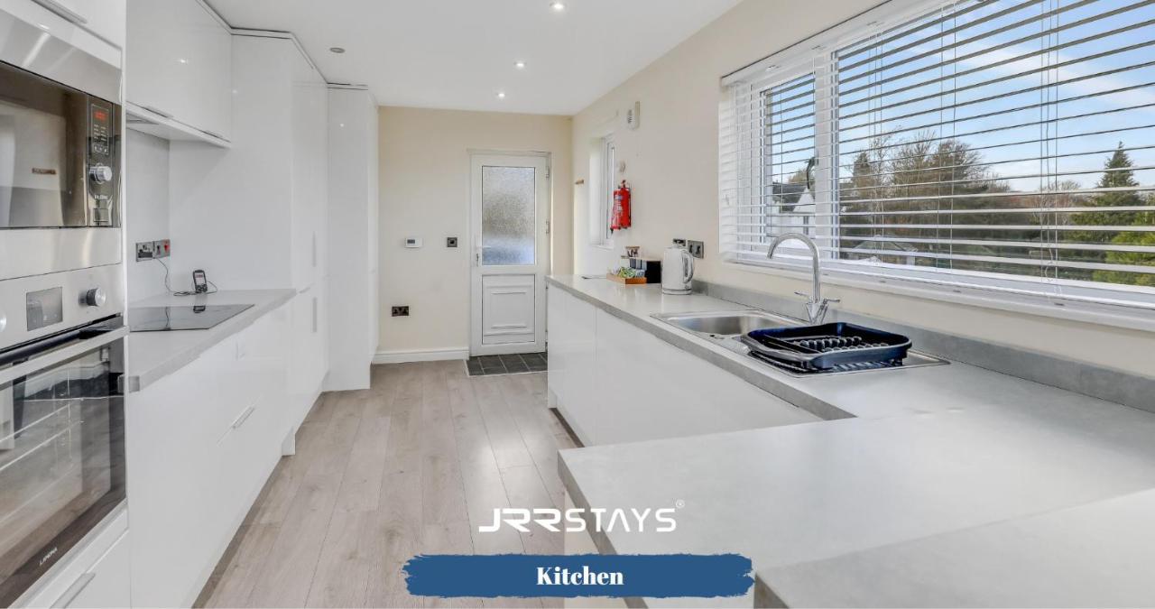 Cockermouth - 3 Bedroom, Sleeps 10 Garden - Jrr Stays Екстер'єр фото