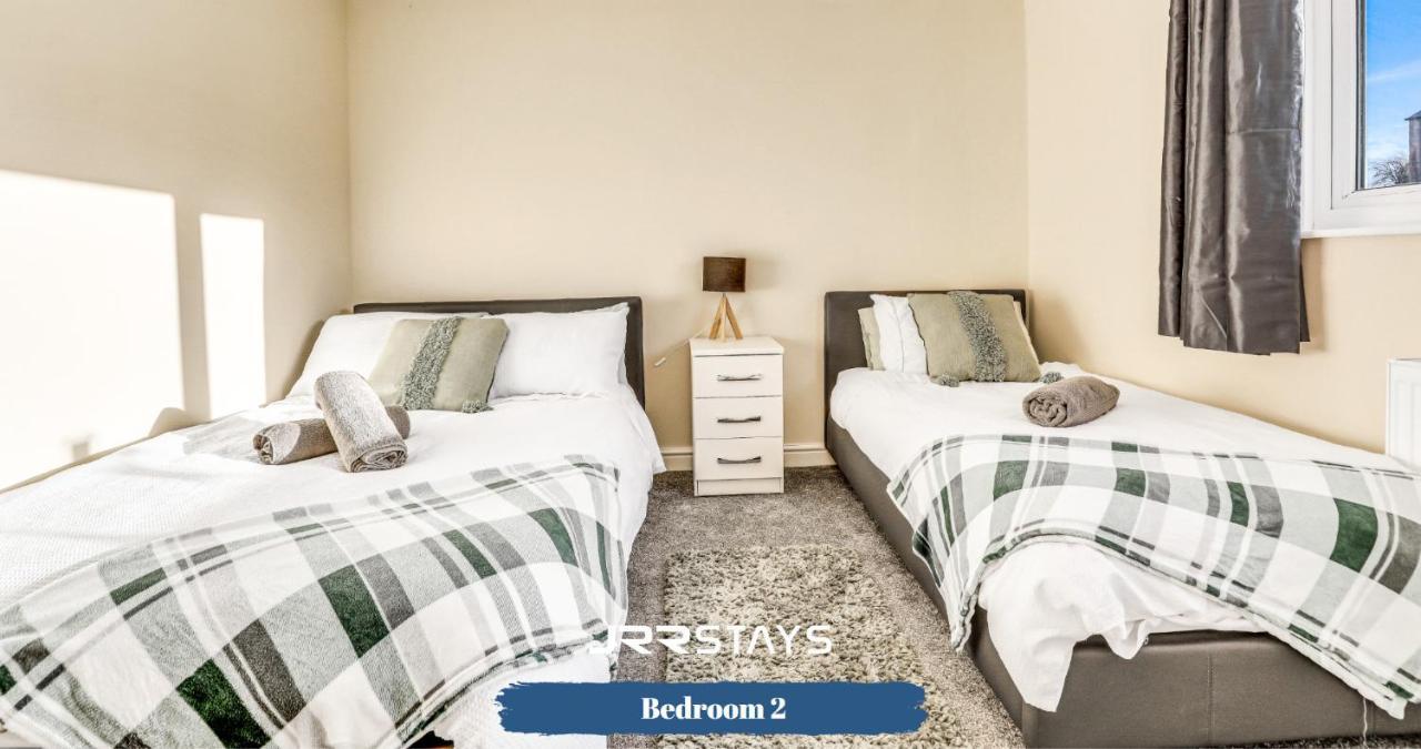 Cockermouth - 3 Bedroom, Sleeps 10 Garden - Jrr Stays Екстер'єр фото