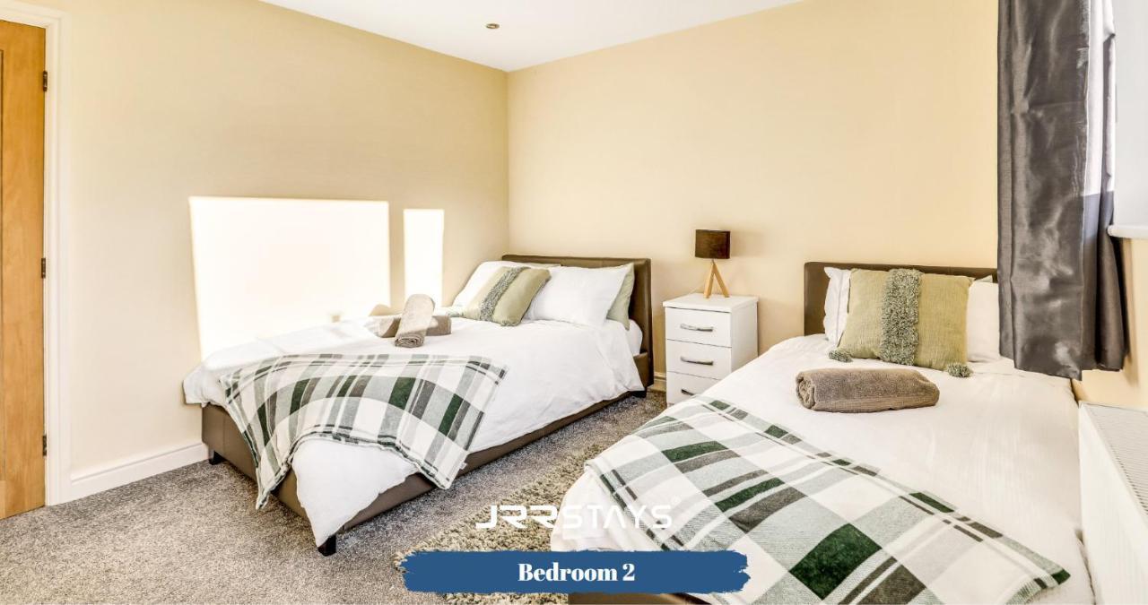 Cockermouth - 3 Bedroom, Sleeps 10 Garden - Jrr Stays Екстер'єр фото